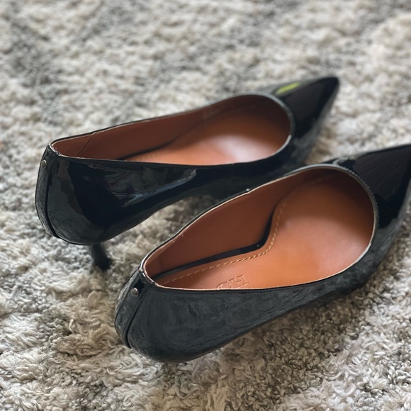 Coach heels size 7B - Picture 8 of 9